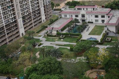 Image of 1943 Sq.ft 3 BHK Apartment / Flat for sale in DLF Express Greens, Manesar, Gurgaon for Rs. 14100000