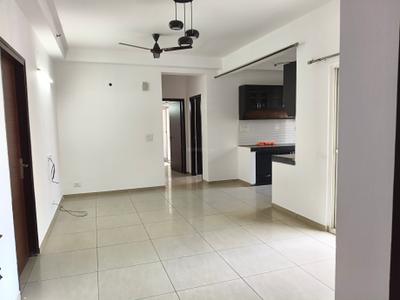 Living Room Image of 1340 Sq.ft 3 BHK Apartment / Flat for rent in Gulshan Ikebana, Sector 143 Noida for Rs. 32000