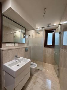 Bathroom Image of 4500 Sq.ft 4 BHK Builder Floor for sale in Panchsheel Park New Delhi for Rs. 150000000