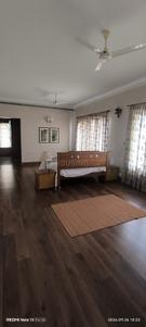 Hall Image of 5000 Sq.ft 3.5 BHK Independent House for sale in M.G. Road Kochi for Rs. 50000000