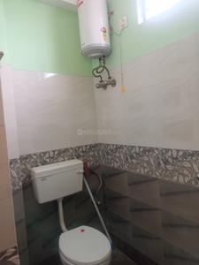 Bathroom Image of 950 Sq.ft 3 BHK Apartment / Flat for rent in Sevoke Rd Siliguri for Rs. 18000
