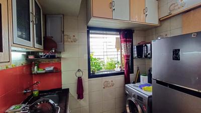 Bathroom Image of 565 Sq.ft 1 BHK Apartment / Flat for sale in Ratanmani Tower, Dadar East Mumbai for Rs. 19500000