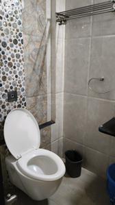 Image of 630 Sq.ft 1 BHK Apartment / Flat for rent in Acme Amay Co-Op Housing Society, Goregaon East, Mumbai for Rs. 54000