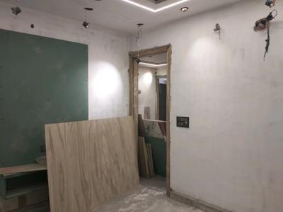 Bedroom Image of 2000 Sq.ft 6 BHK Builder Floor for sale in Rohini Sector 28 New Delhi for Rs. 21500000