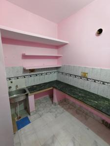 Kitchen Image of 1000 Sq.ft 2 BHK Builder Floor for rent in Gomti Nagar Lucknow for Rs. 16000