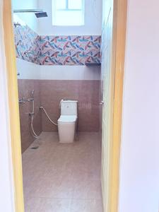 Bathroom Image of 750 Sq.ft 2 BHK Independent House for rent in Kandigai, Chengalpattu Chennai for Rs. 15000