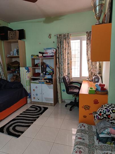 HM World City Main Image 1