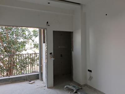 Bedroom Image of 980 Sq.ft 2 BHK Apartment / Flat for sale in Skyline Dev Infra by Skyline Homes, Sector 104 Noida for Rs. 4500000