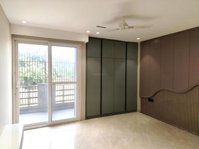 Bedroom Image of 3000 Sq.ft 3 BHK Builder Floor for rent in DLF Phase 4 Gurgaon for Rs. 100000