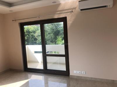 Bedroom Image of 1800 Sq.ft 3 BHK Builder Floor for rent in Sarvapriya Vihar New Delhi for Rs. 95000