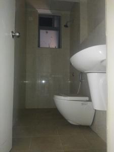 Common Bathroom Image of 1282 Sq.ft 3 BHK Apartment / Flat for sale in Godrej Seven, Hanspukuria Kolkata for Rs. 7600000