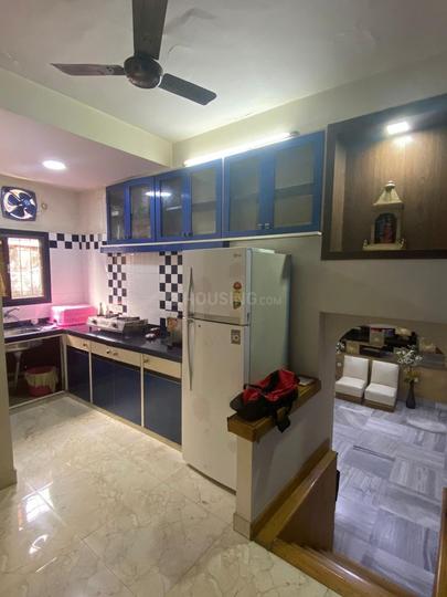 Prince Anwer Shah Road Main Image 1