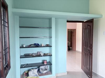 Bedroom Image of 900 Sq.ft 2 BHK Independent House for rent in Ottiyambakkam Chennai for Rs. 14000