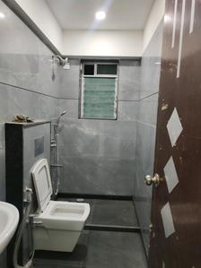 Common Bathroom Image of 1600 Sq.ft 4 BHK Apartment / Flat for sale in Vile Parle West Mumbai for Rs. 72500000