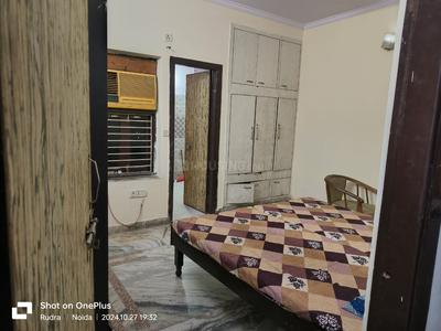 Bedroom Image of Rudra pg in Sector 71, Noida