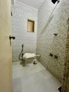 Bathroom Image of 1300 Sq.ft 3 BHK Apartment / Flat for sale in Akshar Upvan, Bhayli Vadodara for Rs. 3950000