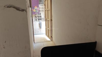 Kitchen Image of 2204 Sq.ft 4 BHK Villa for rent in Ishwar Belle Villa Bungalow, Vinzol Ahmedabad for Rs. 15000
