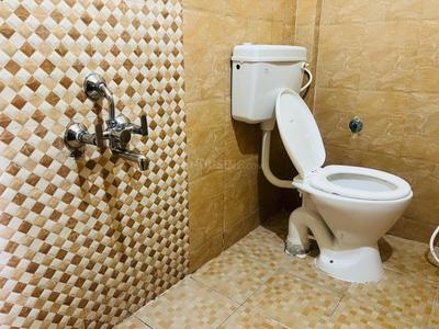 Bathroom Image of 756 Sq.ft 2 BHK Apartment / Flat for sale in Mudichur Chennai for Rs. 3700000