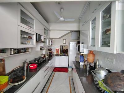 Kitchen Image of 2170 Sq.ft 4 BHK Apartment / Flat for sale in Niho Hi Bird Scottish Garden, Indirapuram Ghaziabad for Rs. 19900000