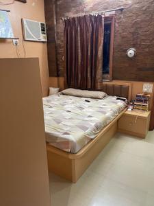Bedroom Image of 800 Sq.ft 2 BHK Apartment / Flat for rent in Mulund West Mumbai for Rs. 50000