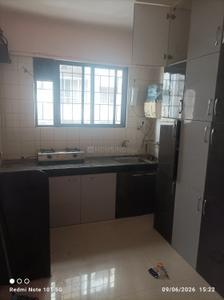 Kitchen Image of 700 Sq.ft 1 BHK Apartment / Flat for rent in ABC Mini Market, Nigdi Pune for Rs. 19000