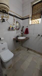 Image of 2025 Sq.ft 3 BHK Builder Floor for sale in Vijay Nagar, New Delhi for Rs. 22000000