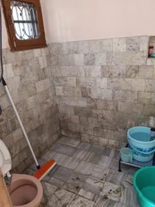 Bathroom Image of 450 Sq.ft 2 BHK Independent House for rent in Tarf Kumbra Mohali for Rs. 20000