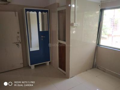 Bedroom Image of 600 Sq.ft 1 RK Apartment / Flat for rent in Swapnil Apartment, Arera Colony Bhopal for Rs. 7000