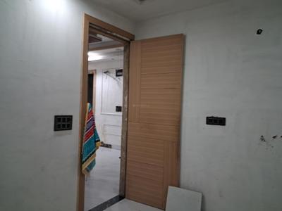 Bedroom Image of 1650 Sq.ft 3 BHK Builder Floor for sale in Sector 104 Noida for Rs. 7200000