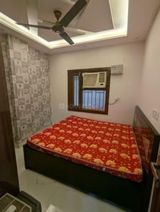 Bedroom Image of 600 Sq.ft 2 BHK Builder Floor for rent in Guru Ji Builders And Developers 1, Dwarka Mor New Delhi for Rs. 19500
