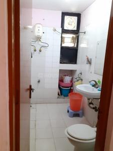 Bathroom Image of 1500 Sq.ft 3 BHK Apartment / Flat for sale in Salora Vihar, Sector 62 Noida for Rs. 17000000