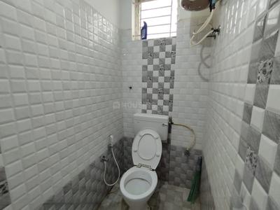 Bathroom Image of 550 Sq.ft 1 BHK Apartment / Flat for rent in Brookefield Bengaluru for Rs. 20000