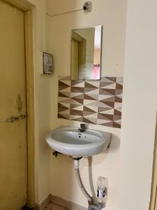 Bathroom Image of 550 Sq.ft 1 BHK Independent House for rent in Kharadi Pune for Rs. 17000