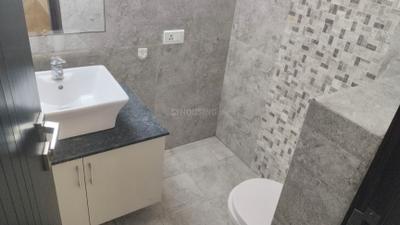 Image of 1800 Sq.ft 3 BHK Builder Floor for rent in Kalkaji, New Delhi for Rs. 100000