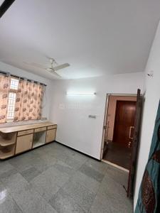 Bedroom Image of 982 Sq.ft 1 BHK Apartment / Flat for rent in Halasuru Bengaluru for Rs. 24000