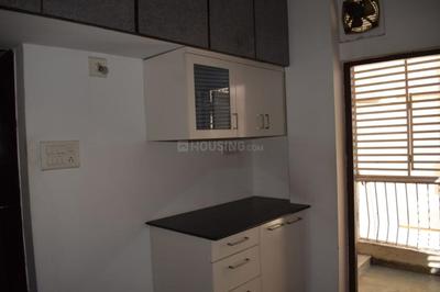 Kitchen Image of 1250 Sq.ft 2 BHK Apartment / Flat for rent in Shahibaug Ahmedabad for Rs. 22000