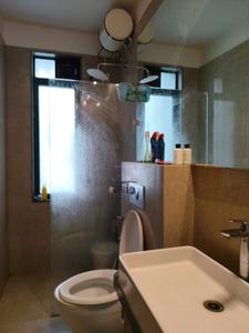 Common Bathroom Image of 1105 Sq.ft 2 BHK Apartment / Flat for sale in Sunteck City Avenue 1, Goregaon West Mumbai for Rs. 28000000