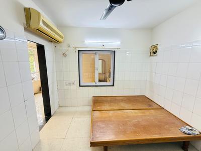 Image of 1250 Sq.ft 2 BHK Apartment / Flat for rent in Satellite, Ahmedabad for Rs. 20000