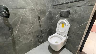 Bathroom Image of 1000 Sq.ft 1 BHK Builder Floor for rent in Mahalakshmi Nagar Indore for Rs. 21000