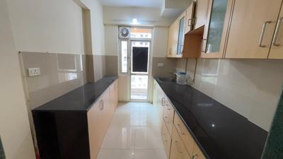 Kitchen Image of 900 Sq.ft 2 BHK Apartment / Flat for rent in Hiranandani Estate Thane for Rs. 47000