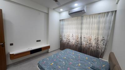 Bedroom Image of 2100 Sq.ft 3 BHK Apartment / Flat for rent in Saamarth H7, PDPU Road Gandhinagar for Rs. 60000