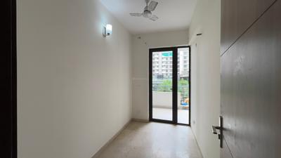Bedroom Image of 1609 Sq.ft 2.5 BHK Apartment / Flat for sale in Godrej Oasis, Sector 88A Gurgaon for Rs. 18600000