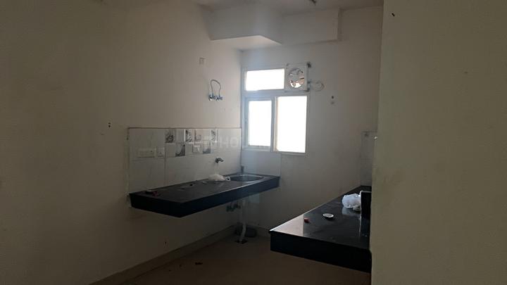 Signature Global The Roselia Main Image 1