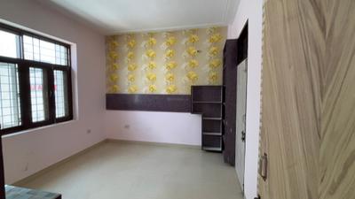Bedroom Image of 972 Sq.ft 2.5 BHK Villa for sale in Pushpanjali Baikunth Villa, Raman Reiti Vrindavan for Rs. 13000000