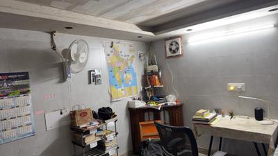 Bedroom Image of 300 Sq.ft 1 RK Builder Floor for rent in Patel Nagar New Delhi for Rs. 13482