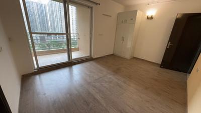 Bedroom Image of 2070 Sq.ft 3 BHK Apartment / Flat for rent in ABA Cleo County, Sector 121 Noida for Rs. 76000