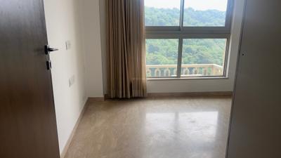Bedroom Image of 1250 Sq.ft 3 BHK Apartment / Flat for sale in Hiranandani Highland A B C D And E Wing, Powai Mumbai for Rs. 43500000