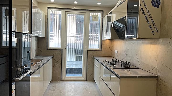 Sector 40 Main Image 1