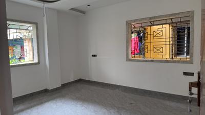 Bedroom Image of 1250 Sq.ft 3 BHK Apartment / Flat for sale in Picnic Garden Kolkata for Rs. 5500000