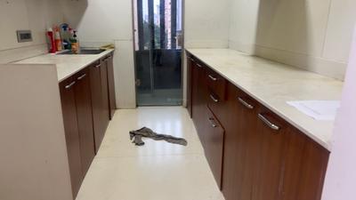 Kitchen Image of 1700 Sq.ft 3 BHK Apartment / Flat for rent in RNA Continental, Chembur Mumbai for Rs. 130000